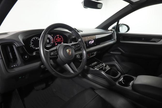 Porsche Cayenne III Рестайлинг с пробегом 2023 года, цена 10 999 900 рублей, 34110 км, внедорожник, Автокод Объявления
