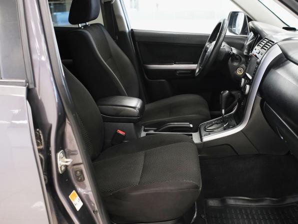 Suzuki Grand Vitara II Рестайлинг с пробегом 2010 года, цена 888 000 рублей, 293255 км, внедорожник, Автокод Объявления