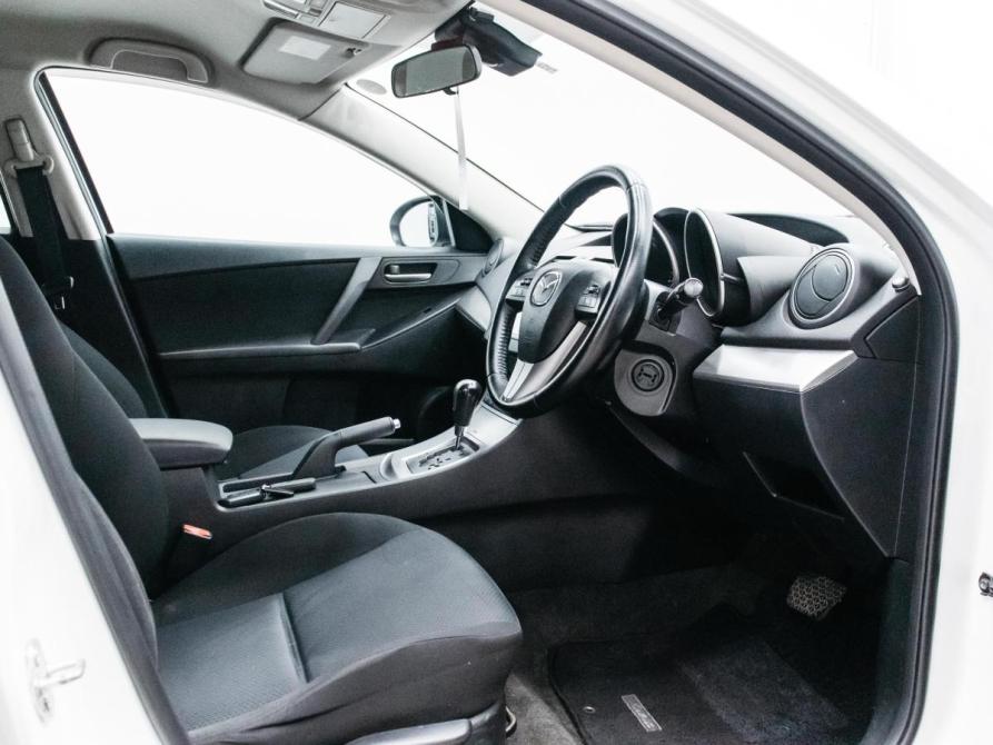 Mazda Axela II Красноярск  - изображение 17
