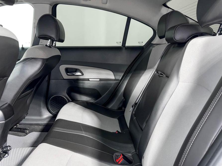 Chevrolet Cruze I Рестайлинг Санкт-Петербург  - изображение 12