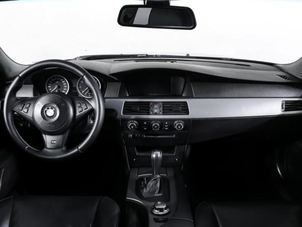 BMW 5 серии V (E60/E61) с пробегом 2004 года, цена 788 000 рублей, 270002 км, седан, Автокод Объявления