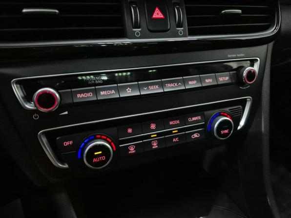 Kia Optima IV Рестайлинг с пробегом 2019 года, цена 1 850 000 рублей, 156551 км, седан, Автокод Объявления