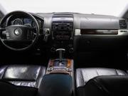 Volkswagen Touareg I Рестайлинг Тюмень  - изображение 42