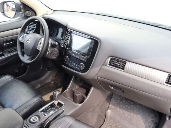 Mitsubishi Outlander III с пробегом 2012 года, цена 930 000 рублей, 337704 км, внедорожник, Автокод Объявления