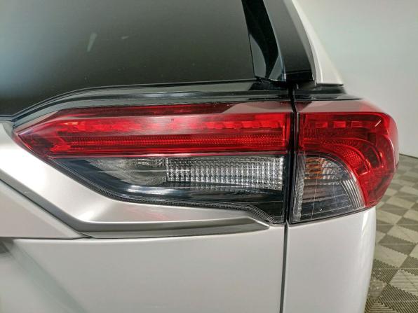 Toyota RAV4 V (XA50) с пробегом 2021 года, цена 3 899 000 рублей, 55000 км, внедорожник, Автокод Объявления