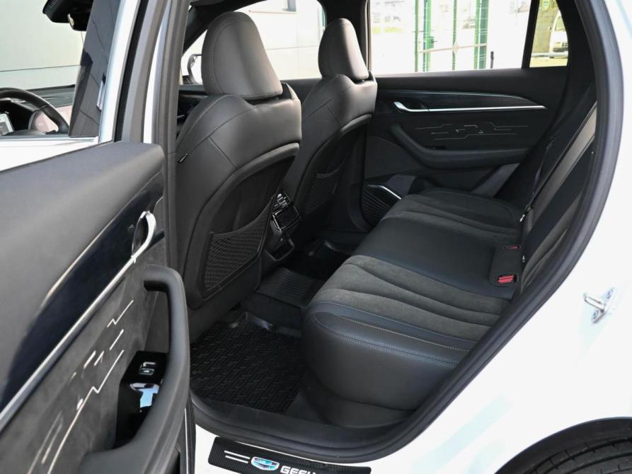 Geely Monjaro I Новороссийск  - изображение 11