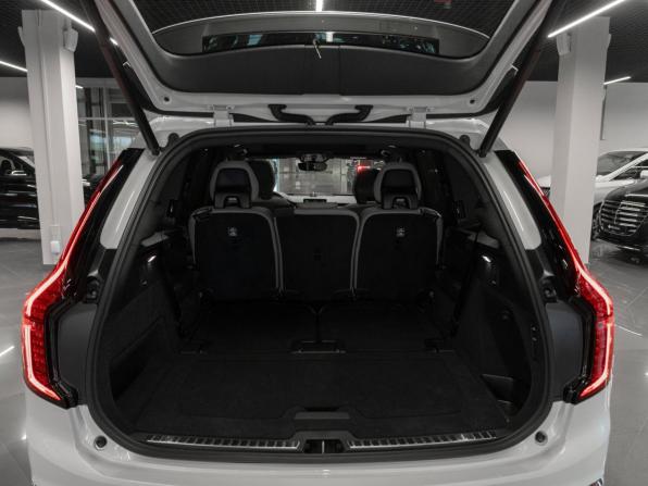 Volvo XC90 II Рестайлинг 2 с пробегом 2025 года, цена 9 750 000 рублей, 11 км, внедорожник, Автокод Объявления