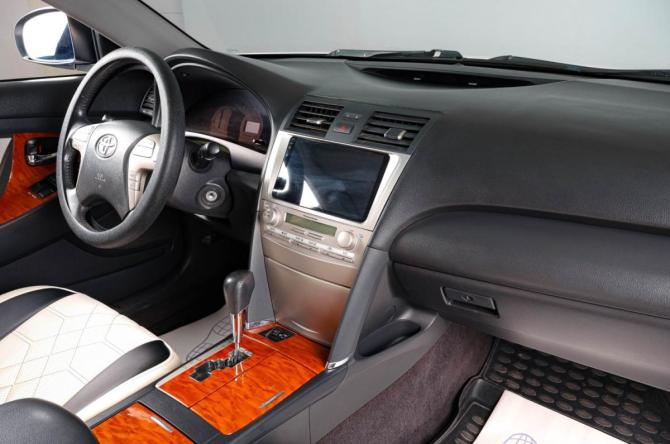 Toyota Camry VI (XV40) Рестайлинг с пробегом 2010 года, цена 1 379 000 рублей, 203000 км, седан, Автокод Объявления
