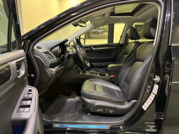 Subaru Legacy VI Рестайлинг с пробегом 2019 года, цена 2 950 000 рублей, 70465 км, седан, Автокод Объявления