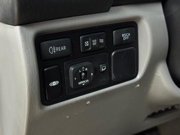 Lexus LX II Рестайлинг с пробегом 2007 года, цена 2 030 000 рублей, 286253 км, внедорожник, Автокод Объявления