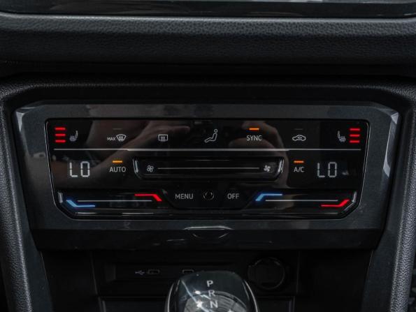 Volkswagen Tiguan II Рестайлинг с пробегом 2021 года, цена 3 099 000 рублей, 90364 км, внедорожник, Автокод Объявления