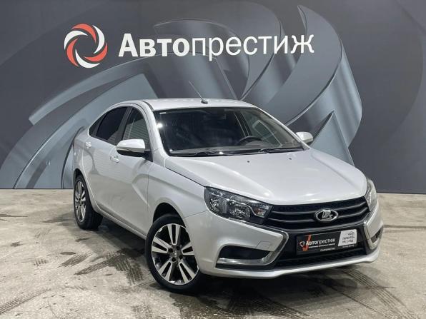 Lada (ВАЗ) Vesta I с пробегом 2017 года, цена 745 000 рублей, 140544 км, седан, Автокод Объявления