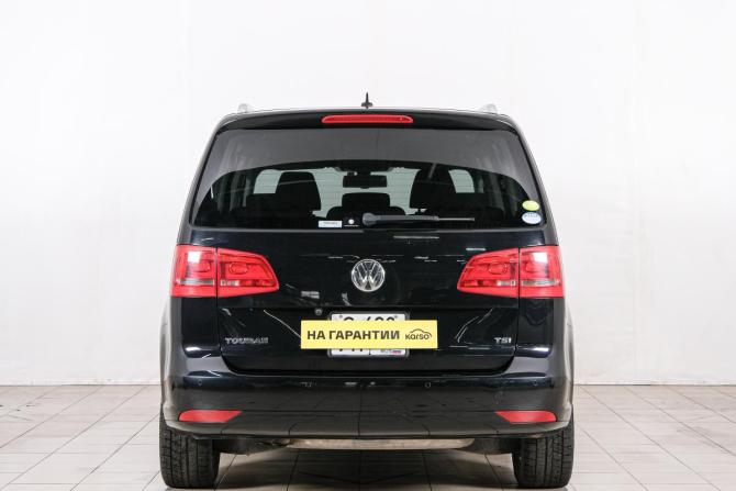 Volkswagen Touran I Рестайлинг 2 с пробегом 2012 года, цена 1 099 000 рублей, 67100 км, компактвэн, Автокод Объявления