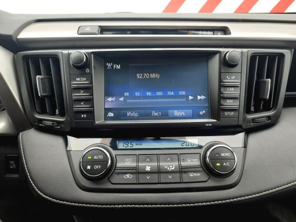 Toyota RAV4 IV (XA40) Рестайлинг с пробегом 2016 года, цена 2 320 000 рублей, 169152 км, внедорожник, Автокод Объявления
