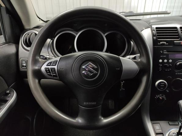 Suzuki Grand Vitara II Рестайлинг с пробегом 2011 года, цена 990 000 рублей, 330222 км, внедорожник, Автокод Объявления