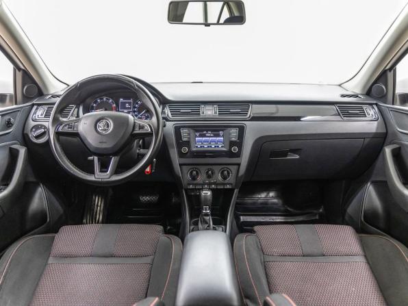 Skoda Rapid I с пробегом 2015 года, цена 1 188 000 рублей, 103249 км, лифтбек, Автокод Объявления