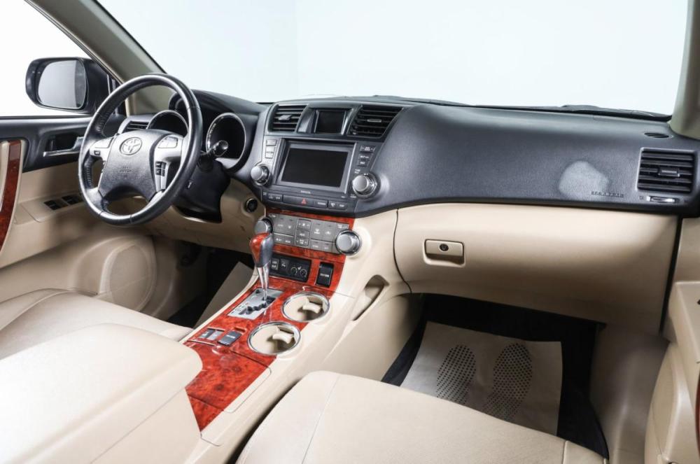 Toyota Highlander II (XU40) Рестайлинг Новосибирск  - изображение 10