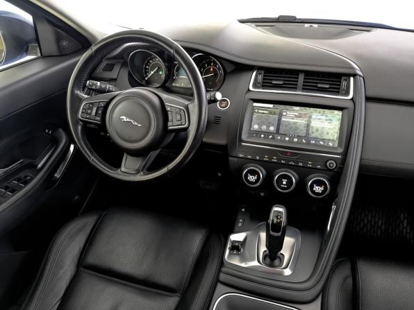 Jaguar E-Pace I с пробегом 2018 года, цена 2 795 000 рублей, 90110 км, внедорожник, Автокод Объявления