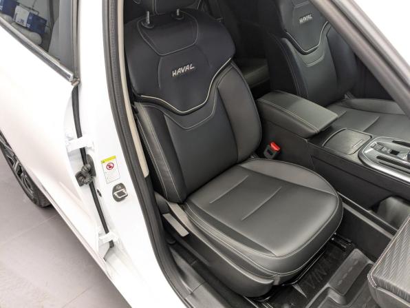 Haval Jolion I с пробегом 2023 года, цена 1 950 000 рублей, 27981 км, внедорожник, Автокод Объявления