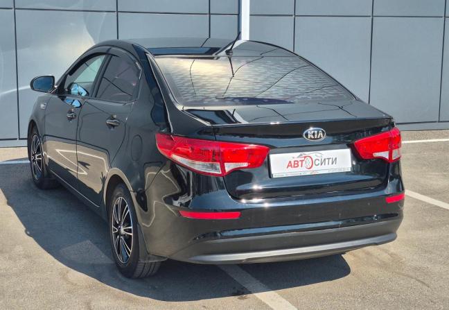 Kia Rio III Рестайлинг с пробегом 2016 года, цена 976 000 рублей, 113000 км, седан, Автокод Объявления