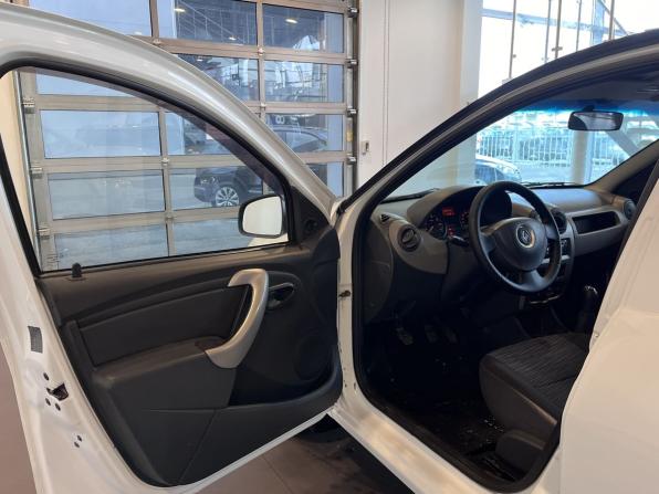 Renault Sandero I с пробегом 2013 года, цена 470 000 рублей, 236812 км, хэтчбек, Автокод Объявления