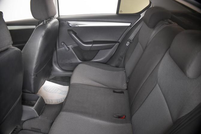 Skoda Octavia III (A7) с пробегом 2015 года, цена 749 000 рублей, 170000 км, лифтбек, Автокод Объявления