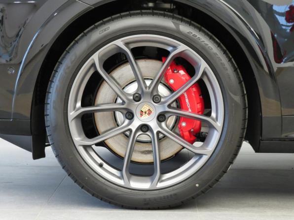 Porsche Cayenne III Рестайлинг с пробегом 2026 года, цена 31 300 000 рублей, 16 км, внедорожник, Автокод Объявления