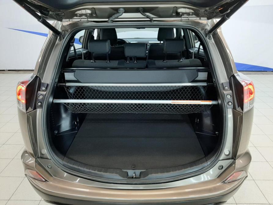 Toyota RAV4 IV (XA40) Рестайлинг Москва  - изображение 5