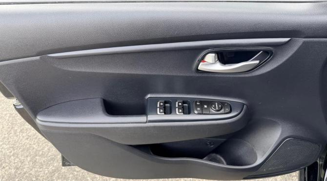 Kia Rio IV с пробегом 2020 года, цена 1 620 000 рублей, 75583 км, хэтчбек, Автокод Объявления