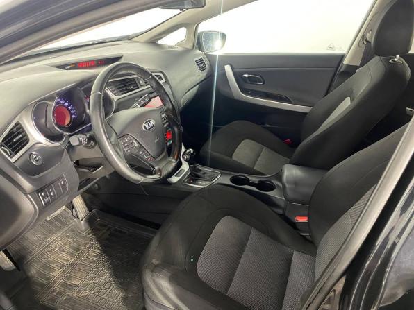 Kia Ceed II Рестайлинг с пробегом 2016 года, цена 1 089 000 рублей, 193041 км, хэтчбек, Автокод Объявления