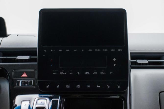 Hyundai Staria I с пробегом 2022 года, цена 4 754 466 рублей, 99000 км, минивэн, Автокод Объявления