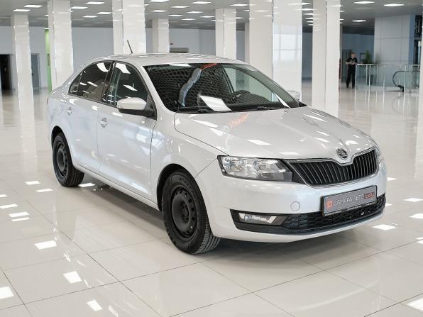 Skoda Rapid I с пробегом 2017 года, цена 984 000 рублей, 171041 км, лифтбек, Автокод Объявления