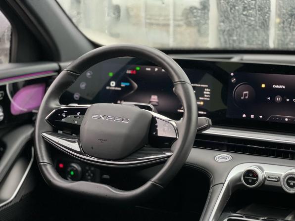 Exeed RX с пробегом 2023 года, цена 3 099 000 рублей, 25000 км, внедорожник, Автокод Объявления