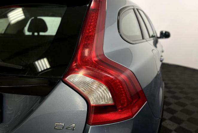 Volvo V60 Cross Country I с пробегом 2016 года, цена 2 075 000 рублей, 208696 км, универсал, Автокод Объявления