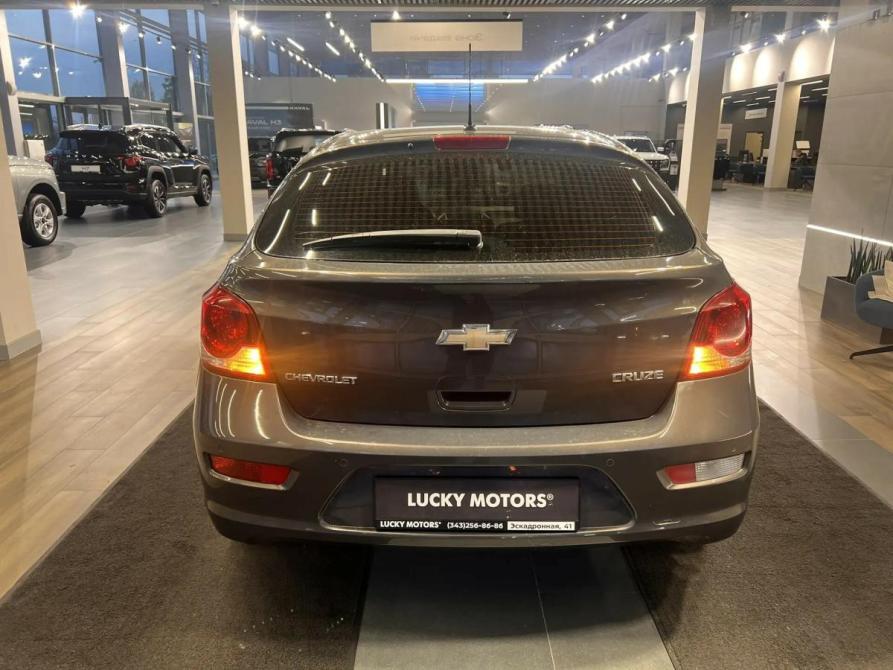 Chevrolet Cruze I Рестайлинг Екатеринбург  - изображение 4