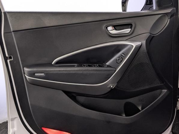 Hyundai Santa Fe III Рестайлинг с пробегом 2018 года, цена 2 650 000 рублей, 123376 км, внедорожник, Автокод Объявления