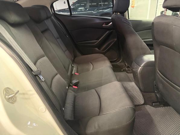 Mazda 3 III (BM) с пробегом 2014 года, цена 1 127 000 рублей, 248000 км, седан, Автокод Объявления