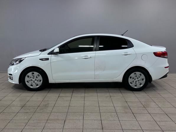Kia Rio III Рестайлинг с пробегом 2015 года, цена 550 000 рублей, 232274 км, седан, Автокод Объявления