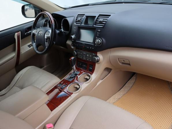 Toyota Highlander II (XU40) Рестайлинг с пробегом 2013 года, цена 1 525 000 рублей, 318622 км, внедорожник, Автокод Объявления