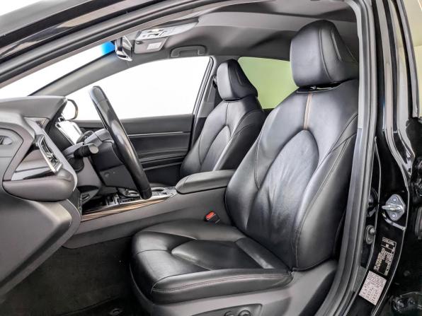 Toyota Camry VIII (XV70) с пробегом 2020 года, цена 2 795 000 рублей, 112991 км, седан, Автокод Объявления