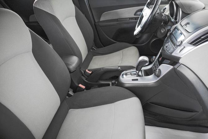 Chevrolet Cruze I Рестайлинг с пробегом 2013 года, цена 729 000 рублей, 184000 км, хэтчбек, Автокод Объявления