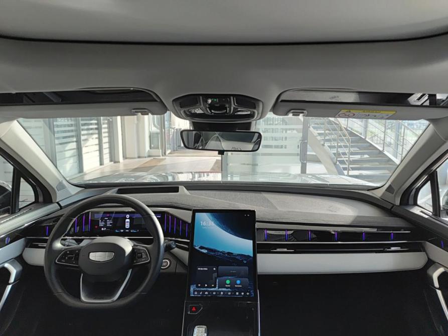 Geely Atlas II Казань  - изображение 17