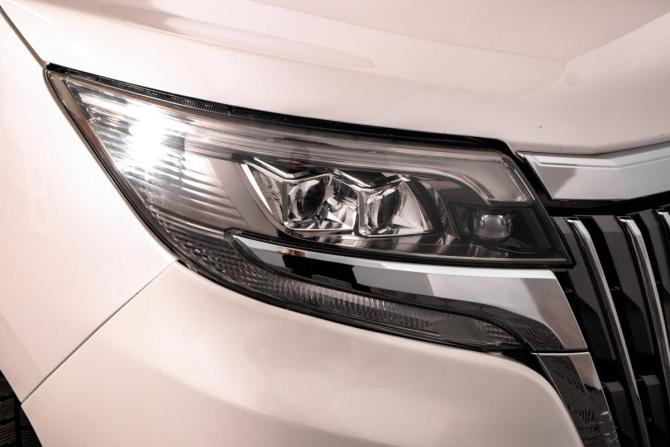 Toyota Esquire I Рестайлинг с пробегом 2017 года, цена 2 169 000 рублей, 131000 км, минивэн, Автокод Объявления