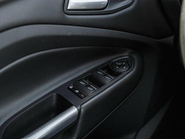 Ford Kuga II Рестайлинг с пробегом 2017 года, цена 1 312 000 рублей, 161527 км, внедорожник, Автокод Объявления
