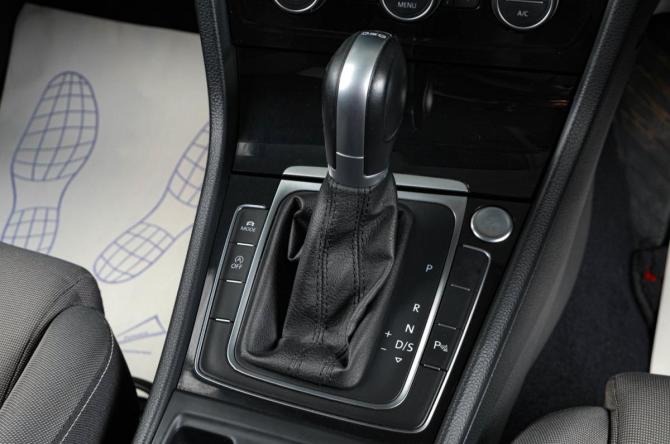 Volkswagen Golf VII с пробегом 2014 года, цена 1 159 000 рублей, 150000 км, универсал, Автокод Объявления