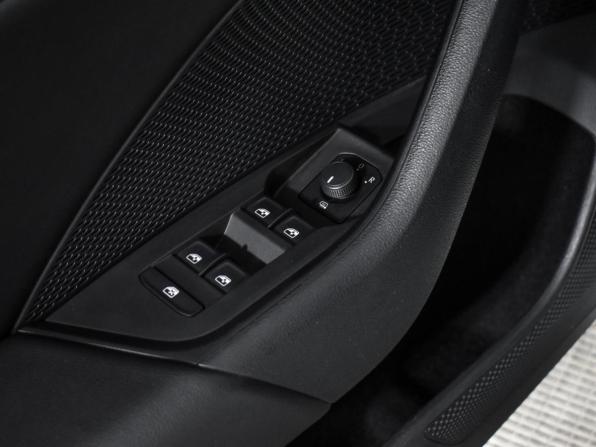 Skoda Octavia IV (A8) с пробегом 2021 года, цена 2 100 000 рублей, 95950 км, лифтбек, Автокод Объявления