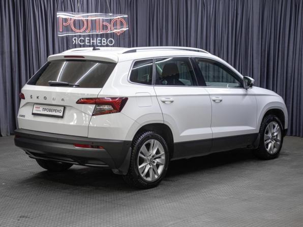 Skoda Karoq I с пробегом 2020 года, цена 1 949 000 рублей, 157300 км, внедорожник, Автокод Объявления
