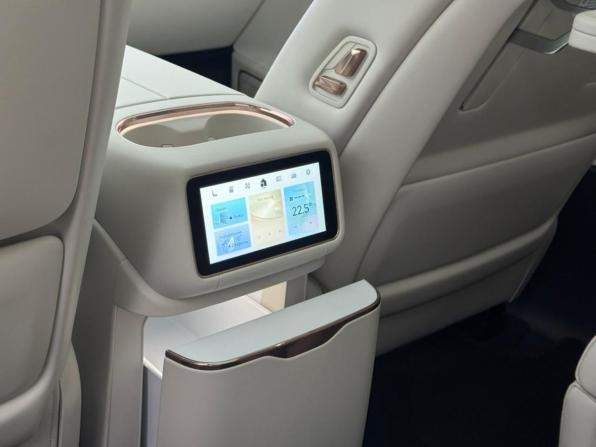Новый Lynk &amp; Co 900 2026 года, цена 7 650 000 рублей, внедорожник, Автокод Объявления