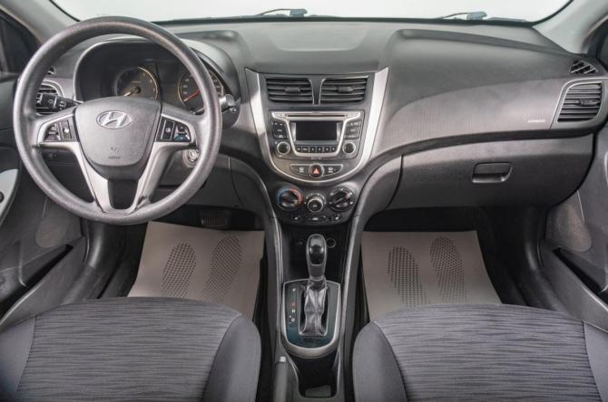 Hyundai Solaris I Рестайлинг с пробегом 2016 года, цена 1 189 000 рублей, 115000 км, седан, Автокод Объявления