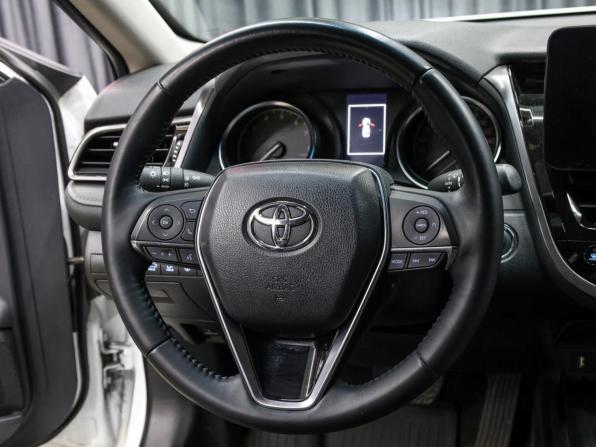 Toyota Camry VIII (XV70) Рестайлинг с пробегом 2022 года, цена 3 227 000 рублей, 80448 км, седан, Автокод Объявления